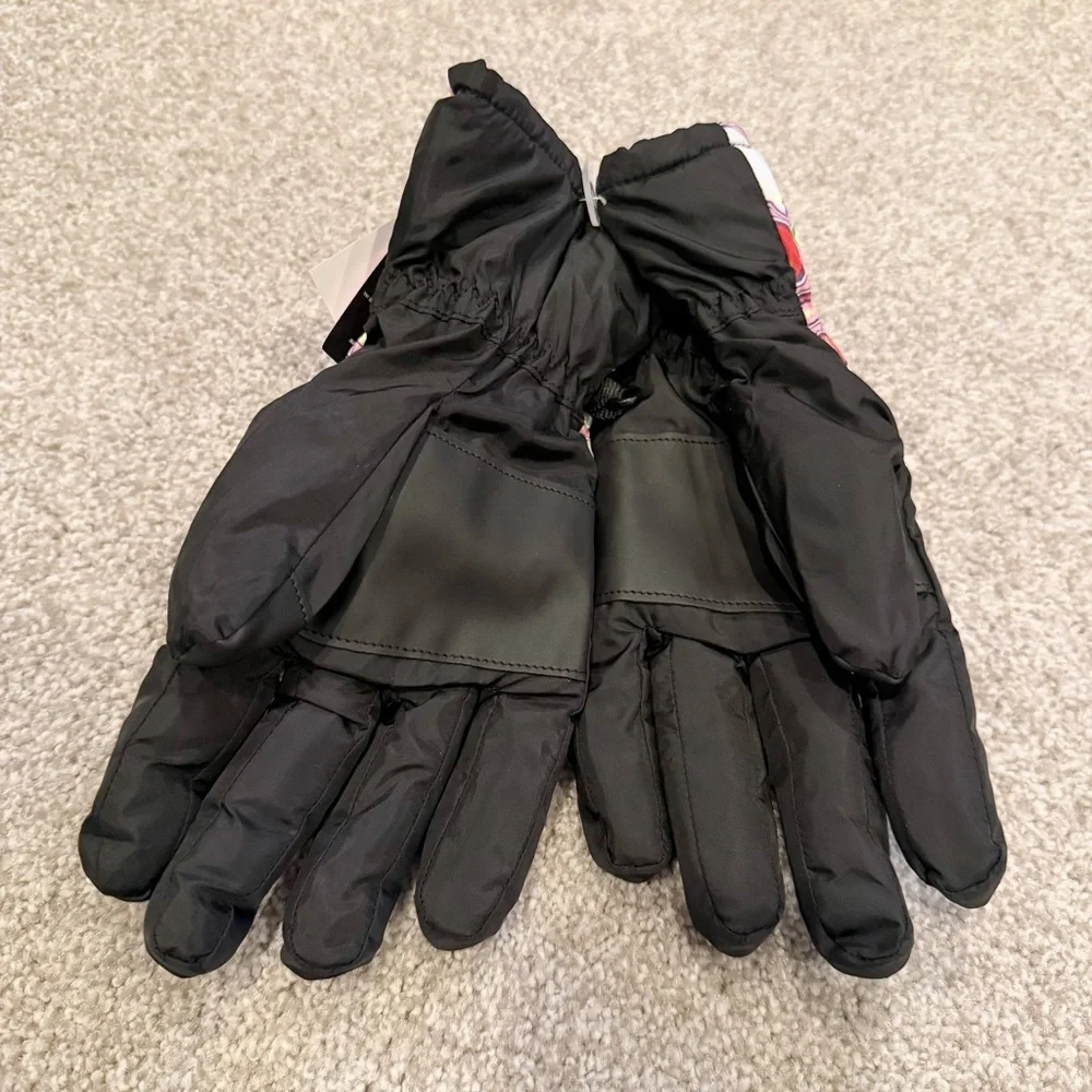 NWT Hello Kitty licensed ski gloves youth size S/M